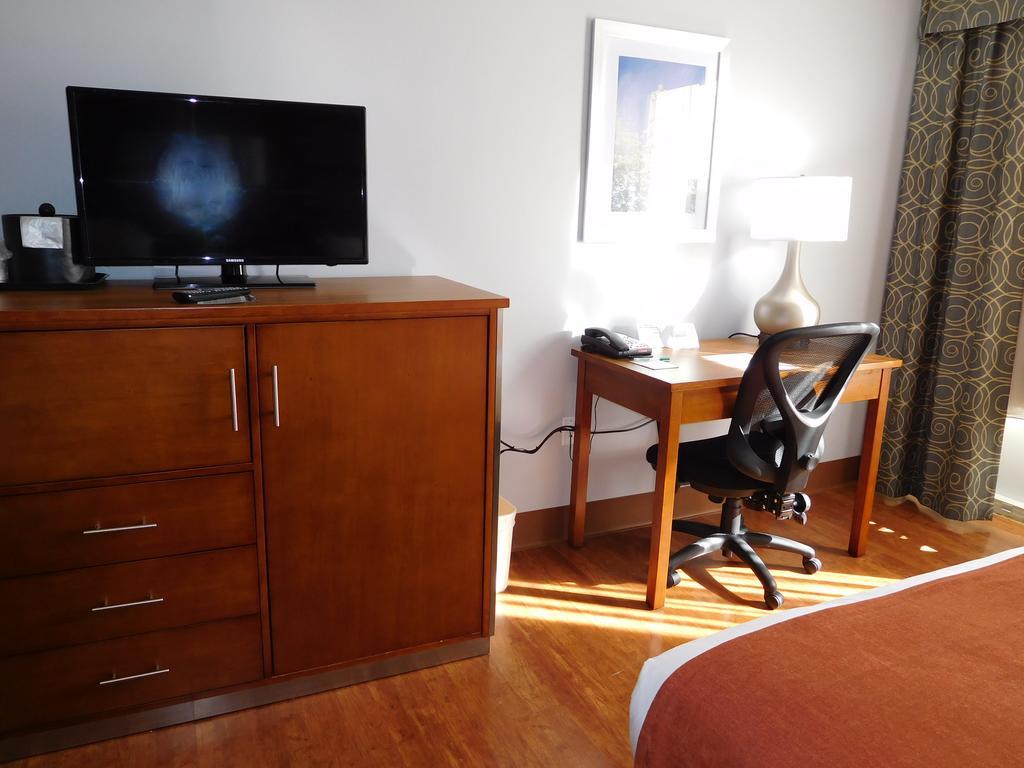 Wyndham Garden Greensboro Eksteriør bilde
