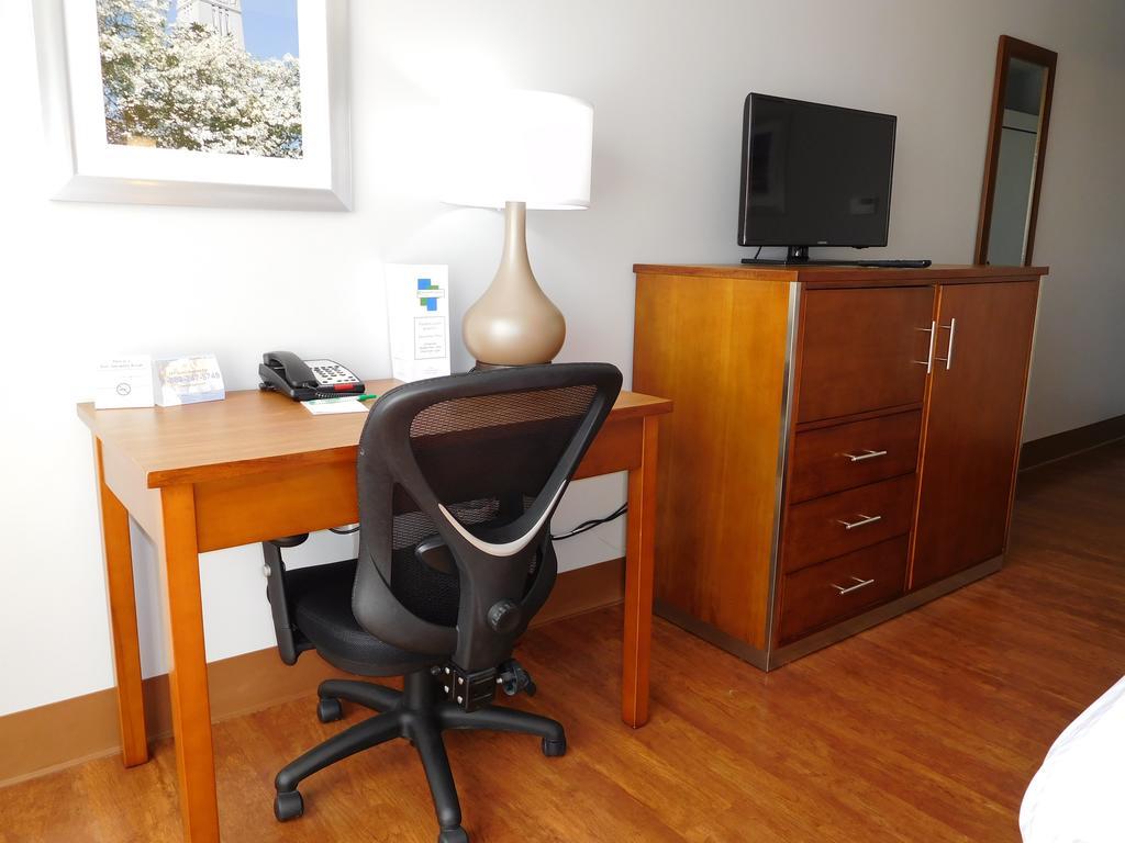 Wyndham Garden Greensboro Eksteriør bilde