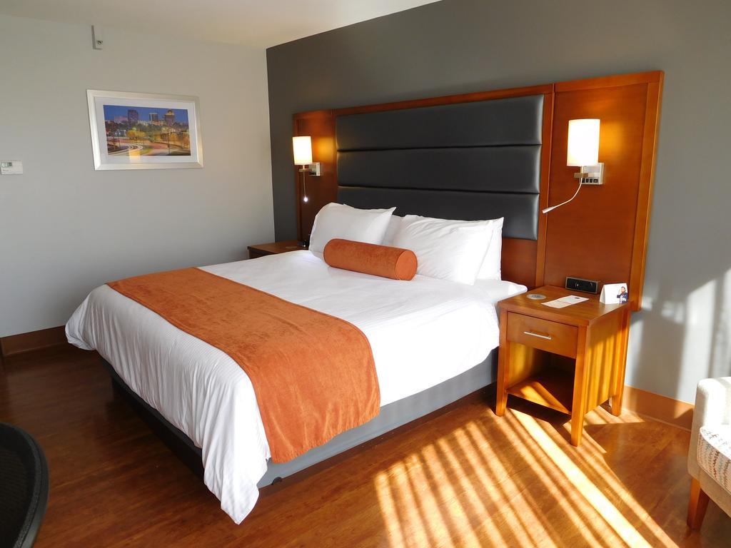 Wyndham Garden Greensboro Eksteriør bilde