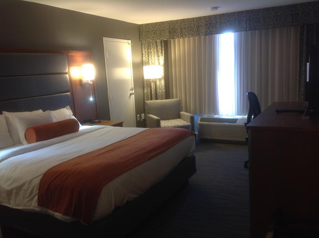 Wyndham Garden Greensboro Eksteriør bilde