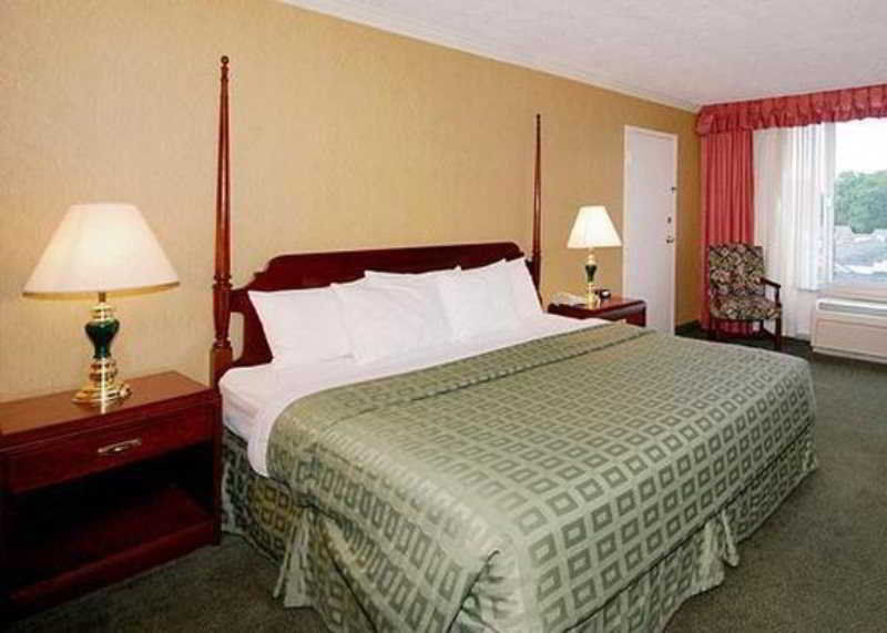 Wyndham Garden Greensboro Eksteriør bilde