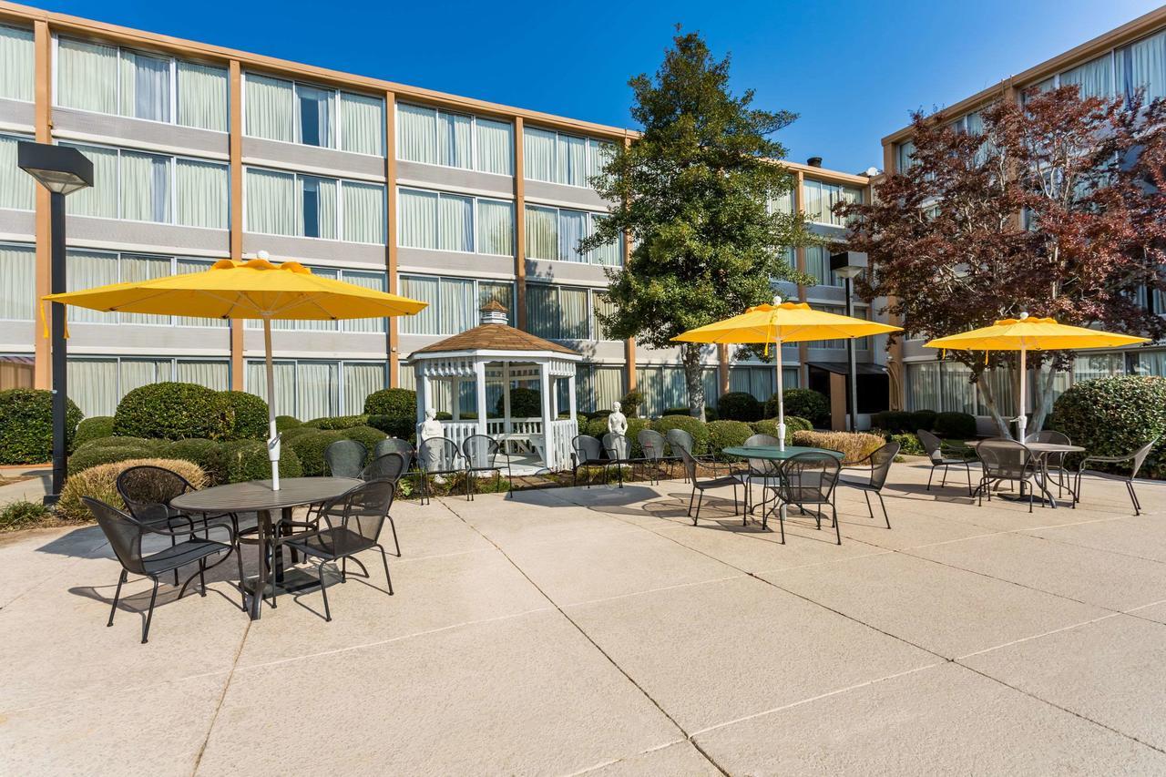 Wyndham Garden Greensboro Eksteriør bilde
