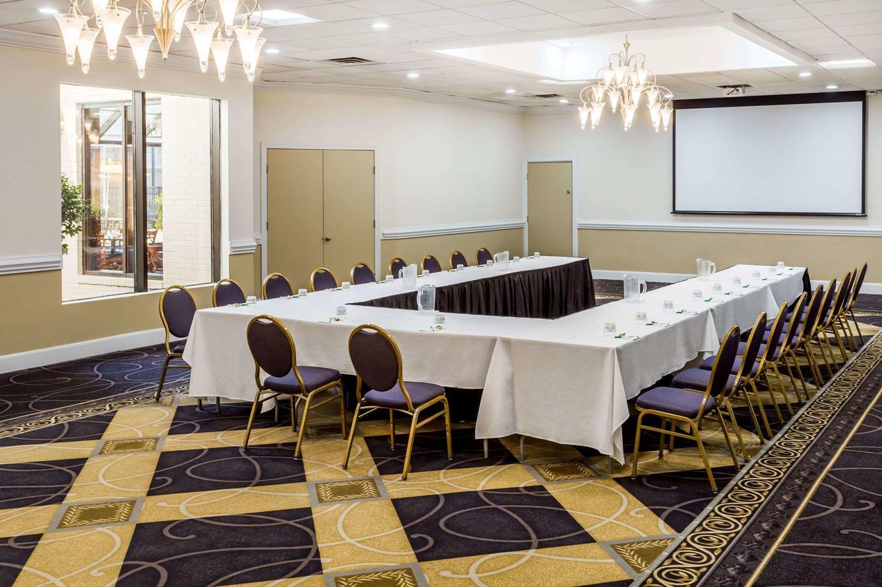 Wyndham Garden Greensboro Eksteriør bilde