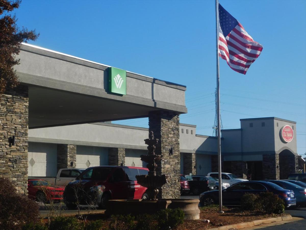 Wyndham Garden Greensboro Eksteriør bilde